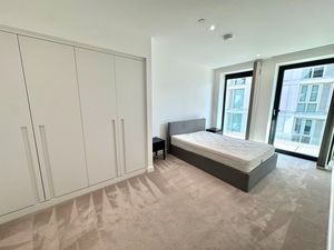 Photo 6- click for photo gallery